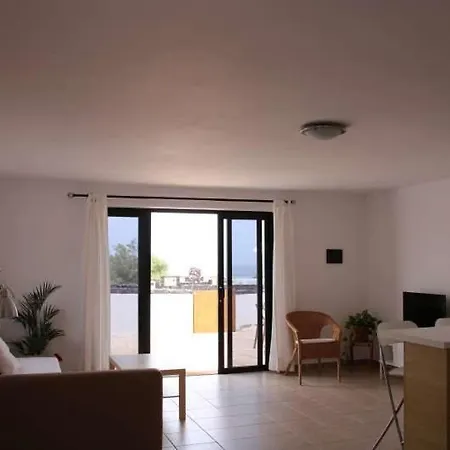 Dom wakacyjny Sleeps 4 Wifi
